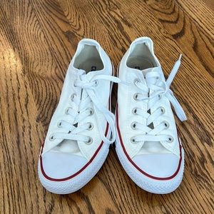 Woman’s Converse white sneakers, Size 6